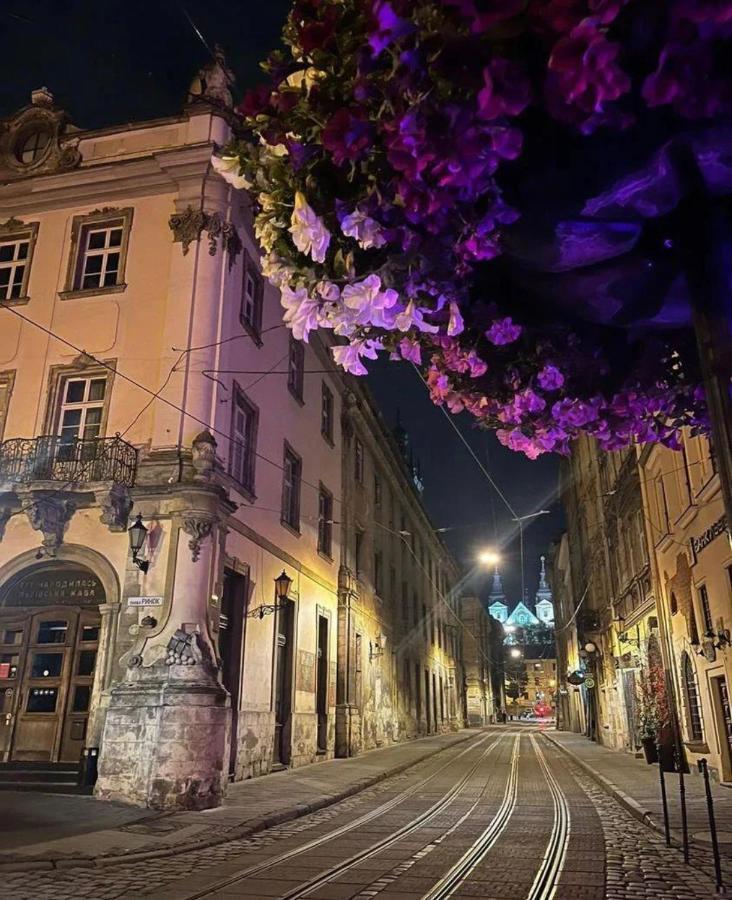 Rynok Square Daire Lviv Dış mekan fotoğraf
